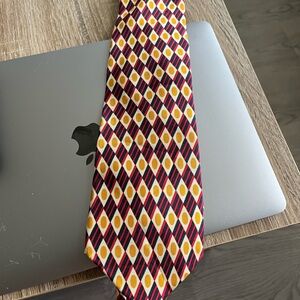 Classic Burberry Tie Vintage EUC